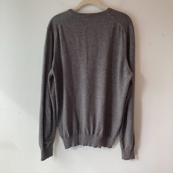 J.LINDEBERG V-Neck Merino Wool sweater  - size XL - Picture 4 of 13